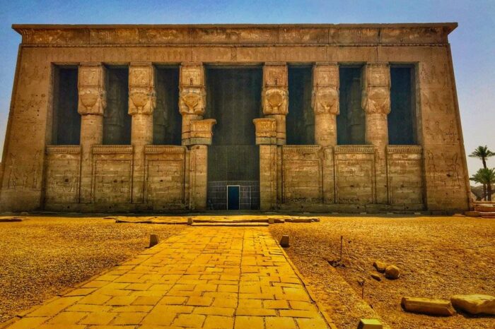 TOUR VISIT DENDARA TEMPLE