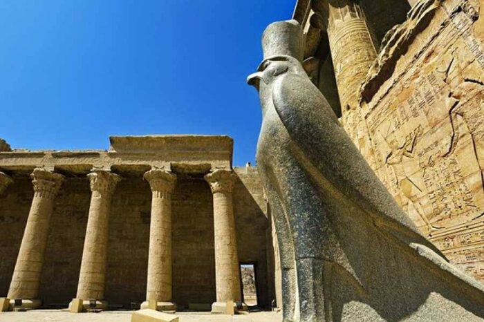 visit Edfu Kom Ombo temples